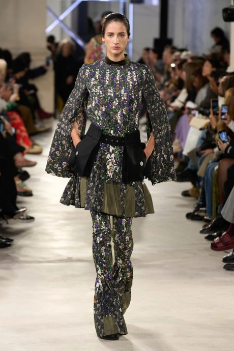 Коллекция Sacai 2023 ready-to-wear