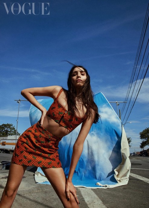 Зион Морено (Zión Moreno) украсила августовский выпуск Vogue Mexico Зион Морено (Zión Moreno) украсила августовский выпуск Vogue Mexico