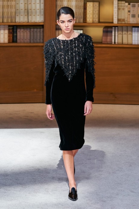 Модели коллекции Chanel Couture