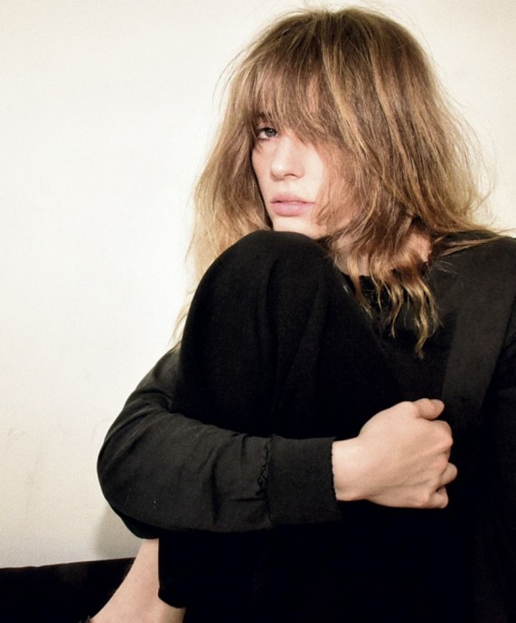 Майя Хоук (Maya Hawke) в фотосессии для журнала Radar (2024) Майя Хоук (Maya Hawke) в фотосессии для журнала Radar (2024)