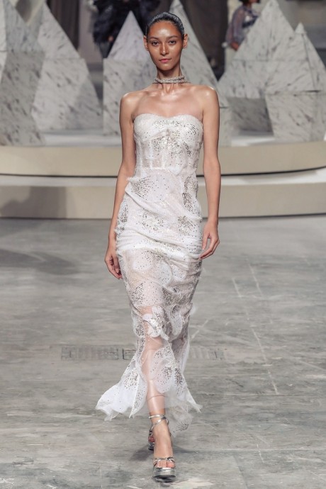 Высокая мода Rahul Mishra Fall-Winter 2024/25 RTW Collection Высокая мода Rahul Mishra Fall-Winter 2024/25 RTW Collection