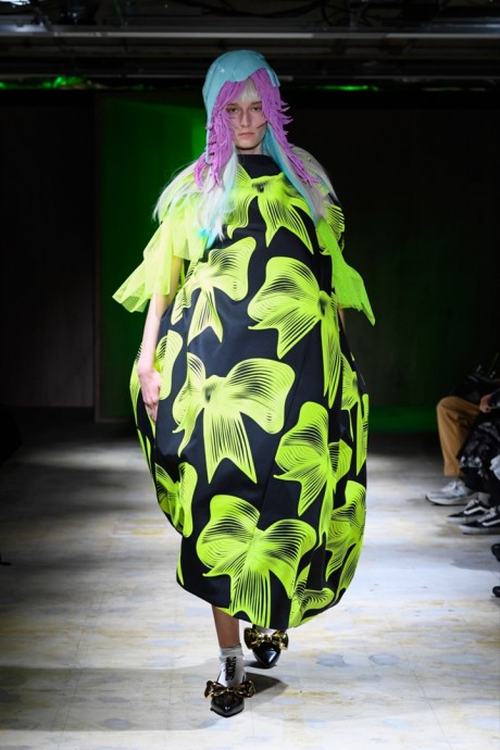 Коллекция Comme des Garçons Ready-To-Wear Весна-Лето 2022