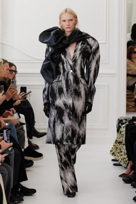 Коллекция Givenchy Ready-To-Wear Осень-Зима 2025-2026