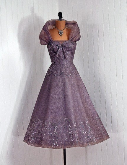 Нежные винтажные платья 50-х, сшитые для выпускных балов