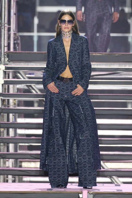 Обзор коллекции Philipp Plein Fall 2024 Ready-to-Wear Обзор коллекции Philipp Plein Fall 2024 Ready-to-Wear