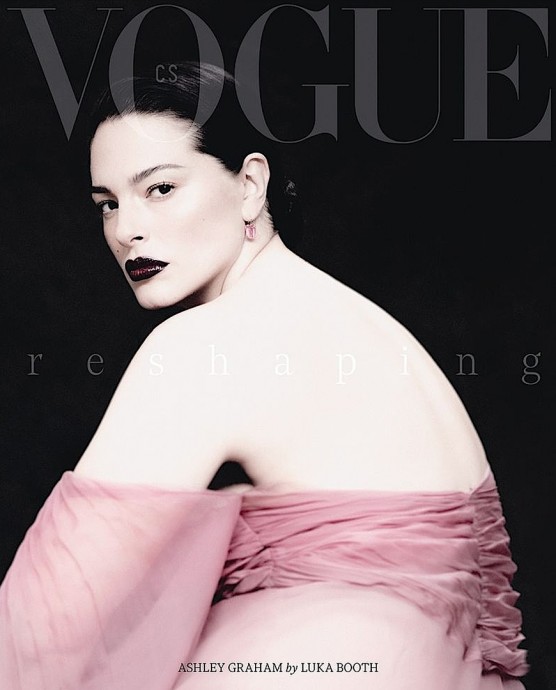 Эшли Грэм (Ashley Graham) в фотосессии для журнала Vogue Czech (2024) Эшли Грэм (Ashley Graham) в фотосессии для журнала Vogue Czech (2024)