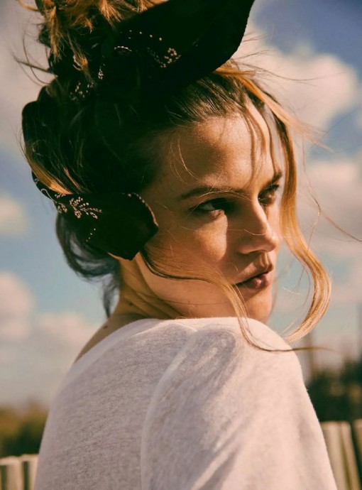 Касия Страсс (Kasia Struss) в фотосессии для журнала Elle France (2023) Касия Страсс (Kasia Struss) в фотосессии для журнала Elle France (2023)