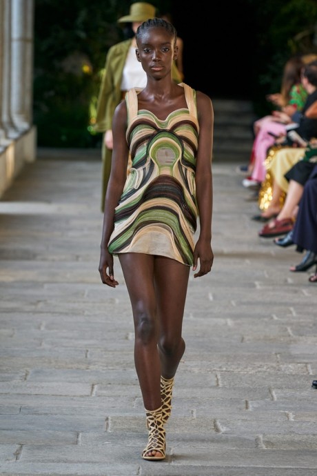 Коллекция Alberta Ferretti Ready-To-Wear Весна-Лето 2022 Коллекция Alberta Ferretti Ready-To-Wear Весна-Лето 2022