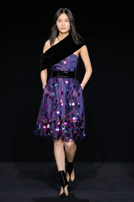Коллекция Emporio Armani Ready-To-Wear Осень-Зима 2023 Коллекция Emporio Armani Ready-To-Wear Осень-Зима 2023