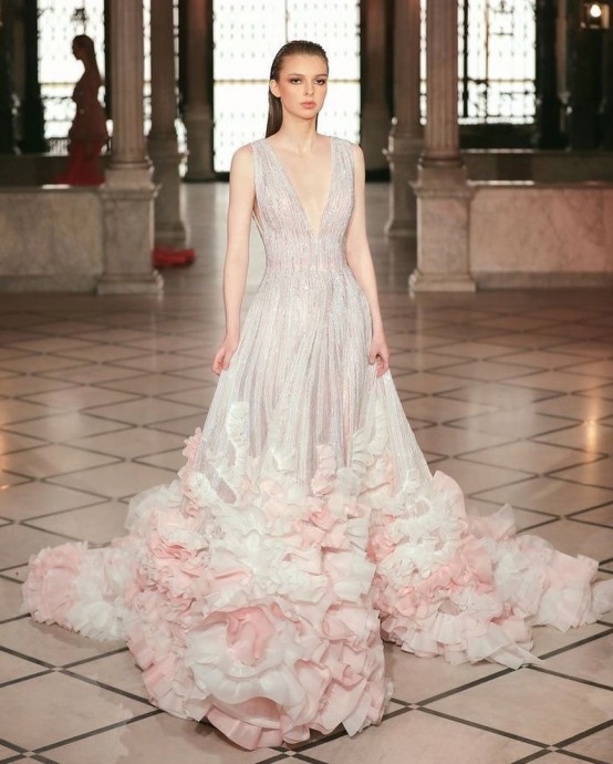 Роскошные платья, созданные ливано-итальянским модельером Тони Уордом