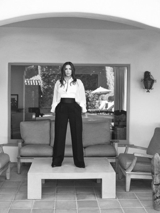 Ева Лонгория (Eva Longoria) в фотосессии для журнала Flaunt (2023) Ева Лонгория (Eva Longoria) в фотосессии для журнала Flaunt (2023)