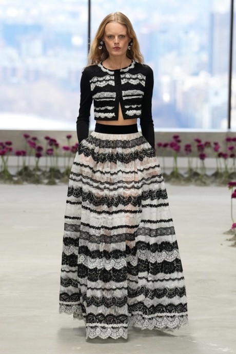 Коллекция: Carolina Herrera 2025/26 Коллекция: Carolina Herrera 2025/26