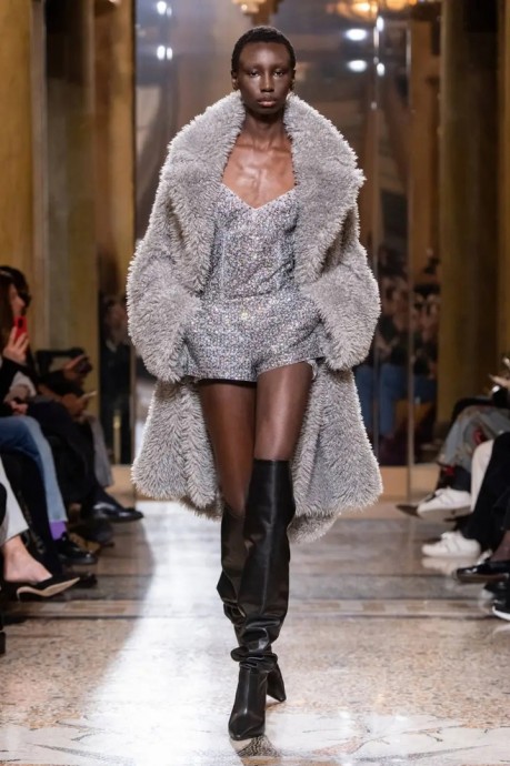 Коллекция Ermanno Scervino Ready-To-Wear Осень-Зима 2023 Коллекция Ermanno Scervino Ready-To-Wear Осень-Зима 2023