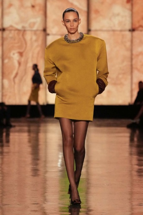 Коллекция Saint Laurent Ready-To-Wear Осень-Зима 2025-2026