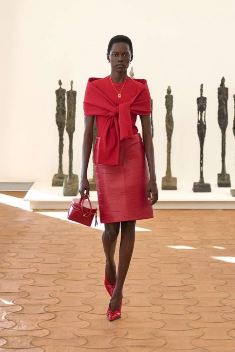 Коллекция Jacquemus Ready-To-Wear Весна-Лето 2024