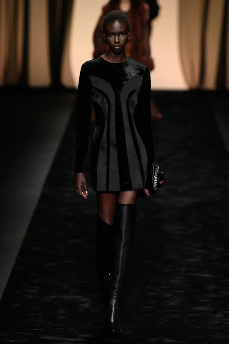 Коллекция Alberta Ferretti Ready-To-Wear Осень-Зима 2023 Коллекция Alberta Ferretti Ready-To-Wear Осень-Зима 2023