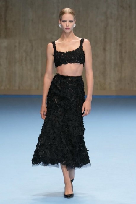 Коллекция Carolina Herrera Ready-To-Wear Весна-Лето 2025 Коллекция Carolina Herrera Ready-To-Wear Весна-Лето 2025