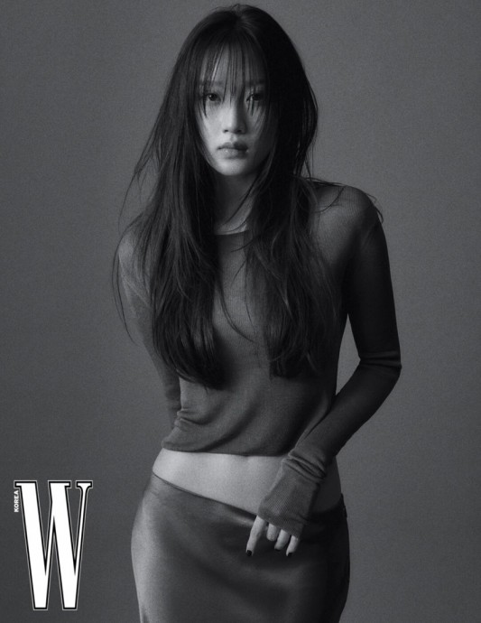 Мун Га-ён (Moon Ga-young) в фотосессии для W Magazine (2023) Мун Га-ён (Moon Ga-young) в фотосессии для W Magazine (2023)