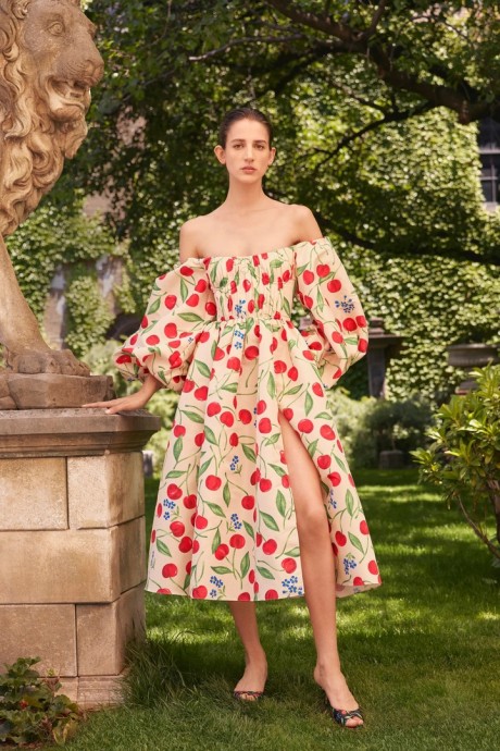 Коллекция Carolina Herrera Resort Весна-Лето 2023