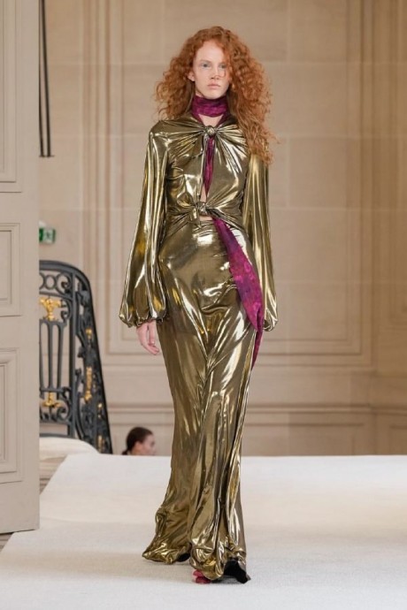 Коллекция Giambattista Valli Ready-To-Wear Осень-Зима 2025-2026 Коллекция Giambattista Valli Ready-To-Wear Осень-Зима 2025-2026