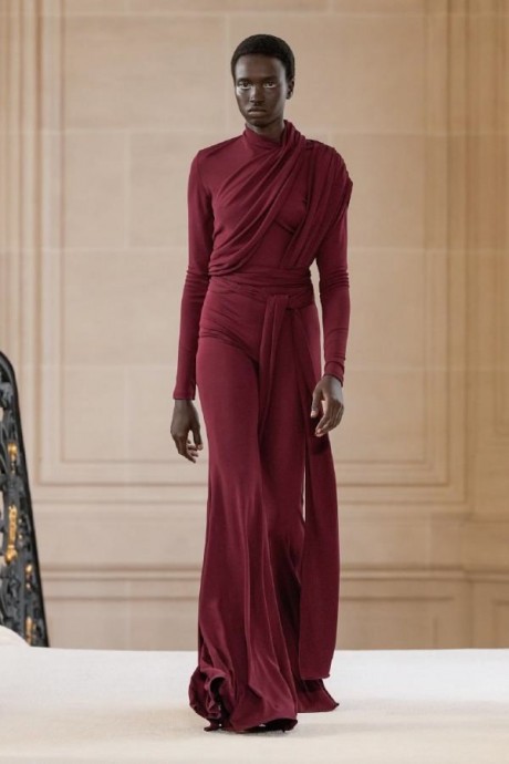 Коллекция Giambattista Valli Ready-To-Wear Осень-Зима 2025-2026 Коллекция Giambattista Valli Ready-To-Wear Осень-Зима 2025-2026