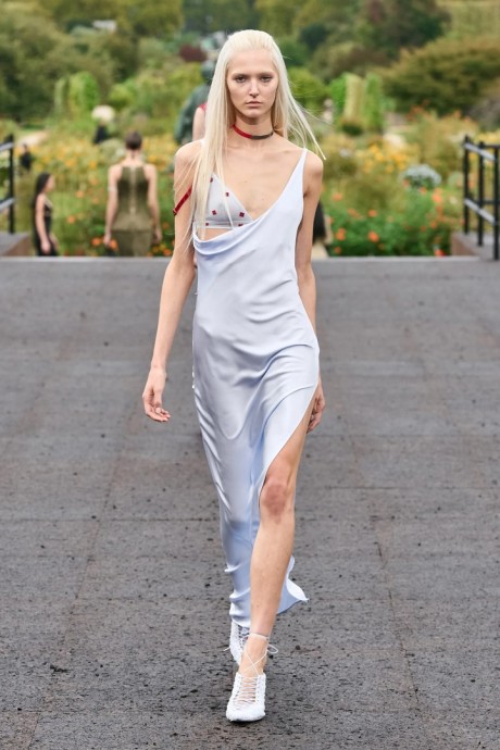 Коллекция Givenchy Ready-To-Wear Весна-Лето 2023