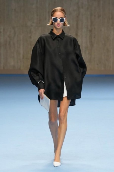 Коллекция Carolina Herrera Ready-To-Wear Весна-Лето 2025 Коллекция Carolina Herrera Ready-To-Wear Весна-Лето 2025