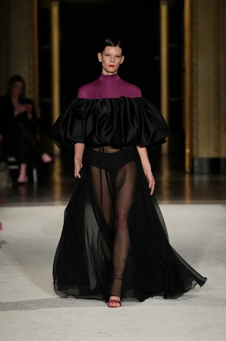 Коллекция Christian Siriano Ready-To-Wear Осень-Зима 2023 Коллекция Christian Siriano Ready-To-Wear Осень-Зима 2023