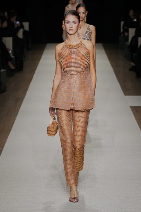 Коллекция Giorgio Armani Ready-To-Wear Весна-Лето 2025 Коллекция Giorgio Armani Ready-To-Wear Весна-Лето 2025