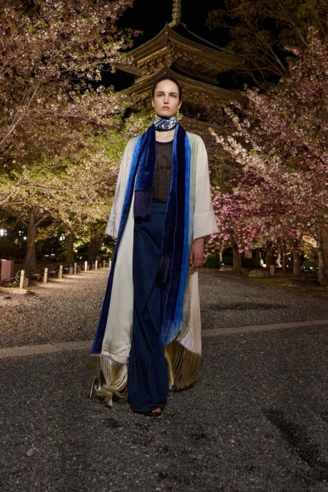 Dior осень/зима 2025-2026 фэшн-шоу в Киото