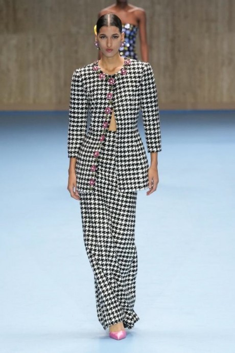 Коллекция Carolina Herrera Ready-To-Wear Весна-Лето 2025 Коллекция Carolina Herrera Ready-To-Wear Весна-Лето 2025