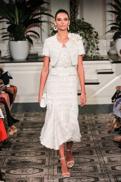 Коллекция Dennis Basso Ready-To-Wear Весна-Лето 2024