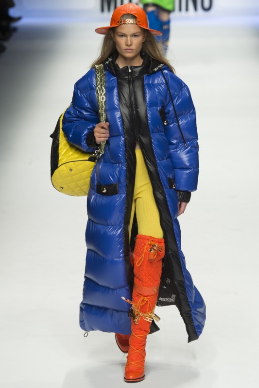 Модели коллекции Moschino Модели коллекции Moschino