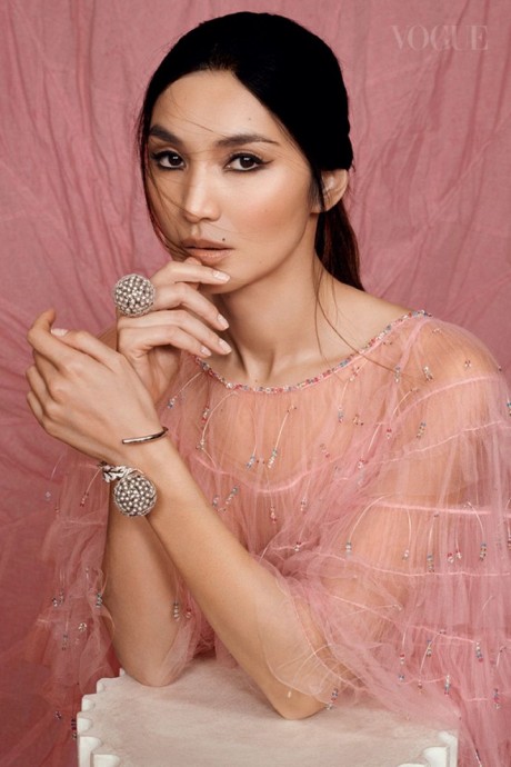 Джемма Чан (Gemma Chan) в фотосессии для журнала Vogue Singapore Джемма Чан (Gemma Chan) в фотосессии для журнала Vogue Singapore