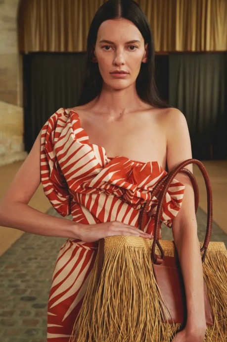 Коллекция Johanna Ortiz Ready-To-Wear Весна-Лето 2024 Коллекция Johanna Ortiz Ready-To-Wear Весна-Лето 2024