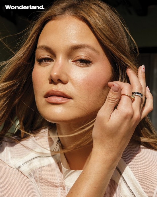 Оливия Холт (Olivia Holt) в фотосессии для журнала Wonderland (2025) Оливия Холт (Olivia Holt) в фотосессии для журнала Wonderland (2025)