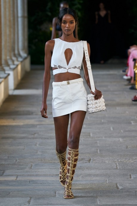 Коллекция Alberta Ferretti Ready-To-Wear Весна-Лето 2022 Коллекция Alberta Ferretti Ready-To-Wear Весна-Лето 2022