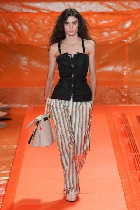 Коллекция Louis Vuitton Ready-To-Wear Весна-Лето 2024 Коллекция Louis Vuitton Ready-To-Wear Весна-Лето 2024