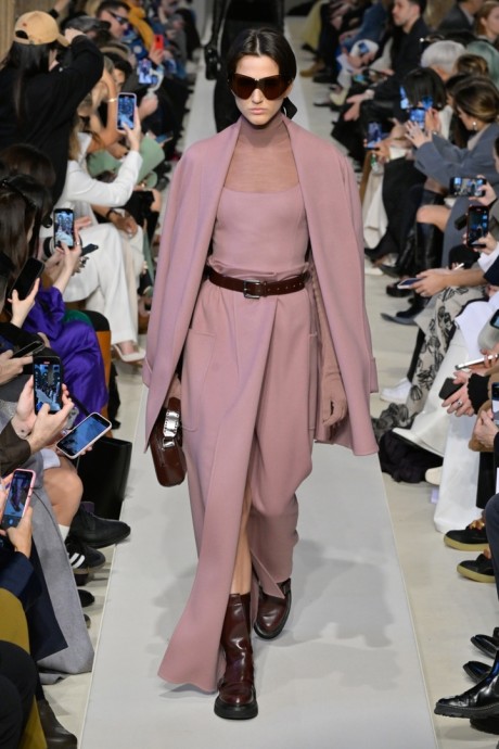 Коллекция Max Mara Ready-To-Wear Осень-Зима 2023