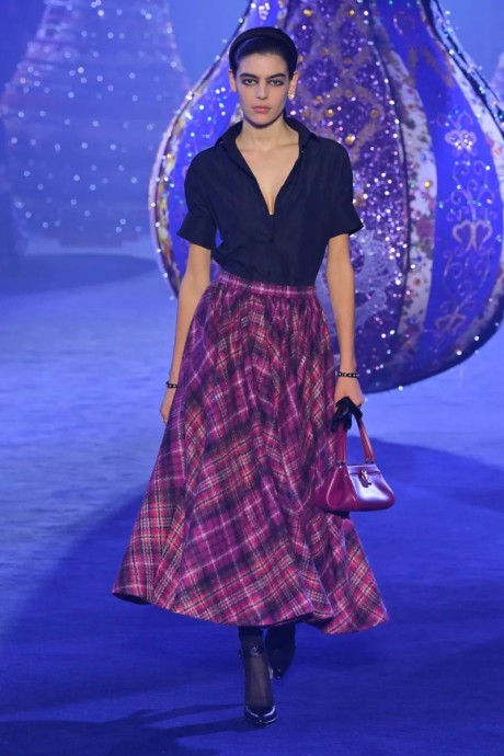 Коллекция Christian Dior Ready-To-Wear Осень-Зима 2023-2024 Коллекция Christian Dior Ready-To-Wear Осень-Зима 2023-2024
