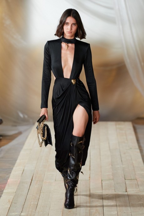 Коллекция Roberto Cavalli Ready-To-Wear Весна-Лето 2022 Коллекция Roberto Cavalli Ready-To-Wear Весна-Лето 2022