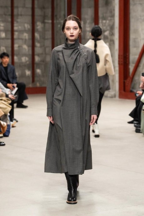Коллекция Support Surface Ready-To-Wear Осень-Зима 2025-2026