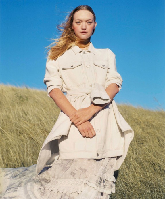 Gemma Ward & Amber Valletta for Vogue US by Zoe Ghertner Gemma Ward & Amber Valletta for Vogue US by Zoe Ghertner