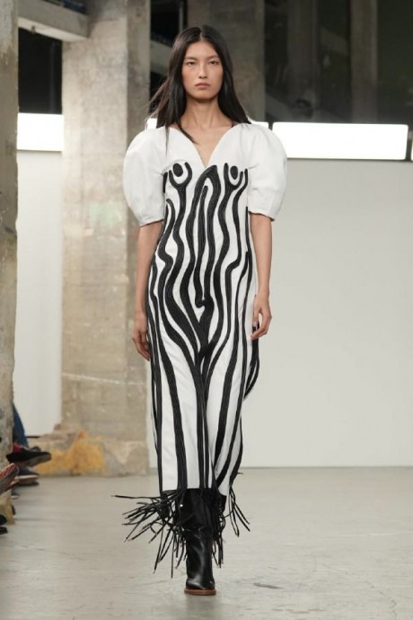 Коллекция Gabriela Hearst Ready-To-Wear Осень-Зима 2025-2026 Коллекция Gabriela Hearst Ready-To-Wear Осень-Зима 2025-2026