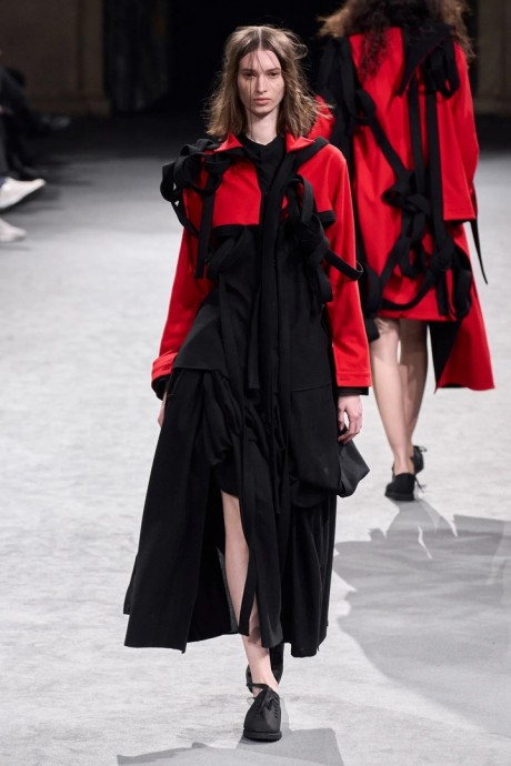 Коллекция Yohji Yamamoto FALL 2023 READY-TO-WEAR