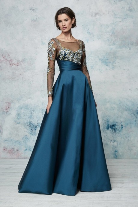 Модели коллекции Marchesa Notte