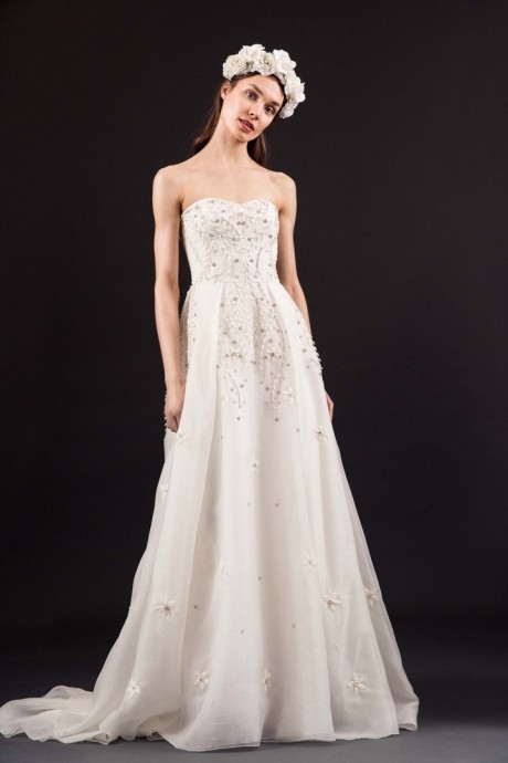 Модели коллекции Temperley London Bridal