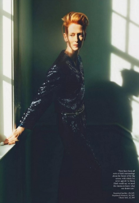 Тильда Суинтон (Tilda Swinton) в фотосессии для журнала Vogue UK