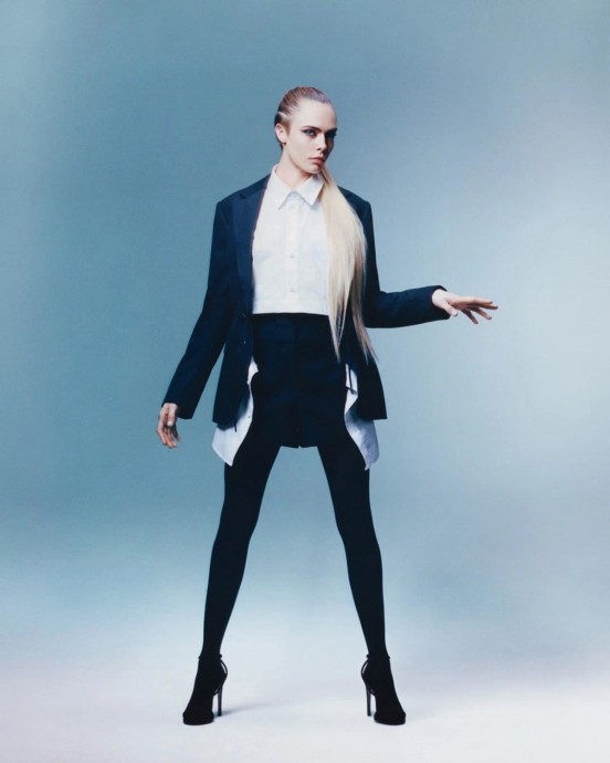 Кара Делевинь (Cara Delevingne) в фотосессии для D la Repubblica Кара Делевинь (Cara Delevingne) в фотосессии для D la Repubblica