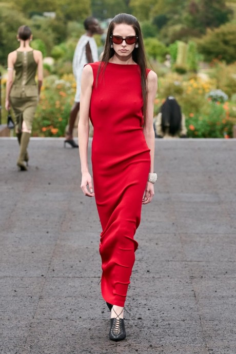 Коллекция Givenchy Ready-To-Wear Весна-Лето 2023